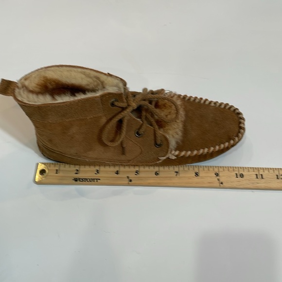 Orvis Moccasin Bootie Size 8 Brown Shearling Suede Indoor Outdoor EUC - Picture 12 of 12